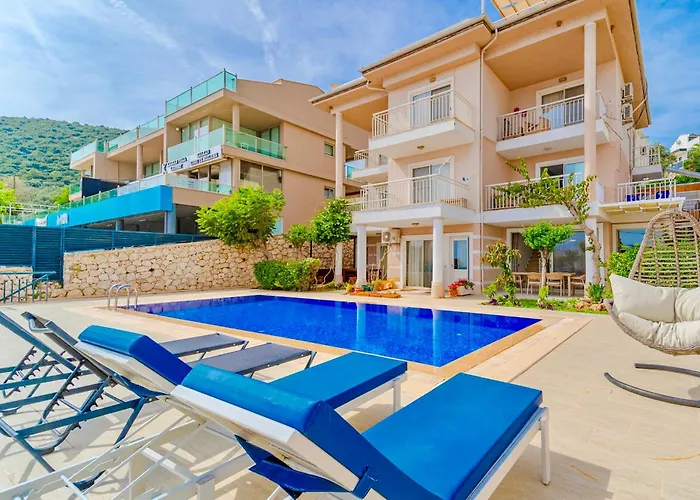 Stunning Modern Duplex Apartment In Central Kalkan